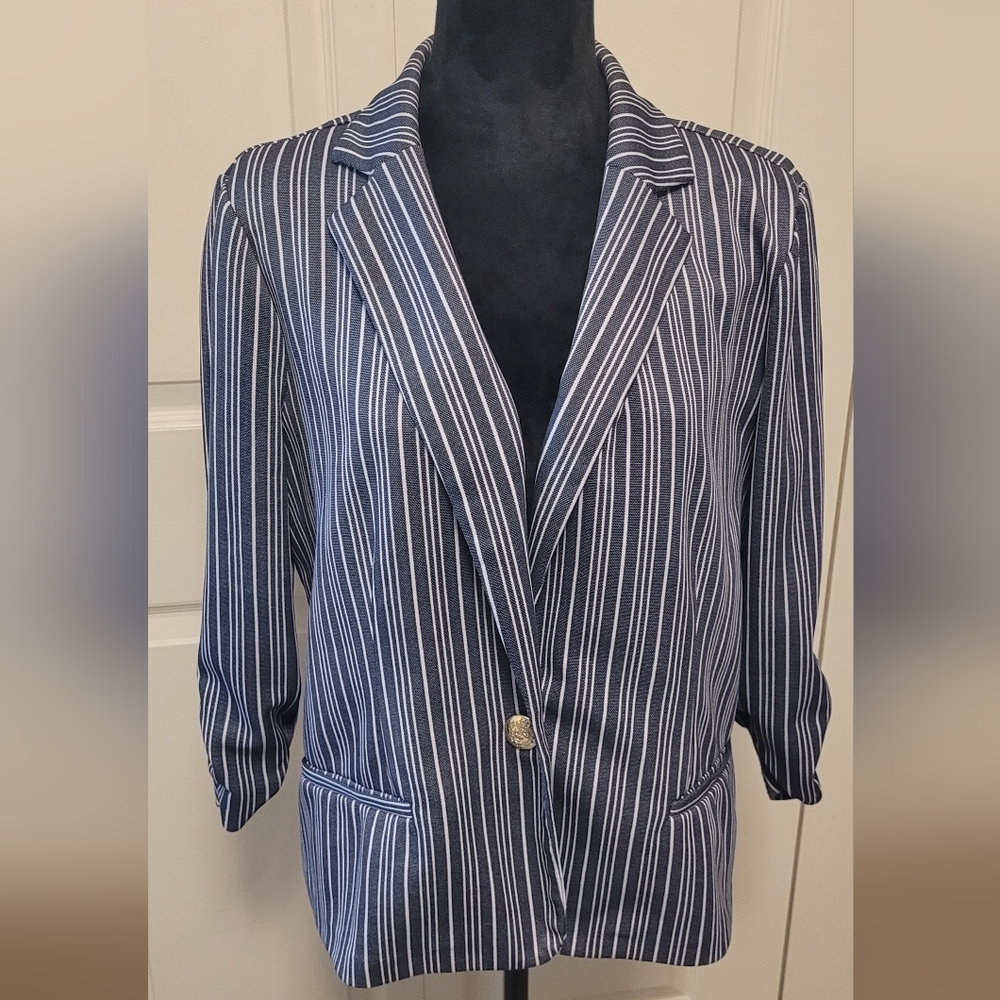 NYCC Blazer NAVY & WHITE Color 3/4 Rouched Sleeve SIZE L